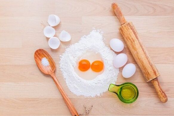 Приготвяне на ястие за яйчена диета, която премахва наднорменото тегло